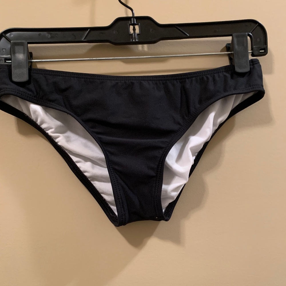BIKINI BOTTOM - NEW WITHOUT TAGS - BLACK - SIZE S/XS